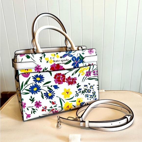 kate spade Handbags - Kate Spade Multicolor Floral Satchel